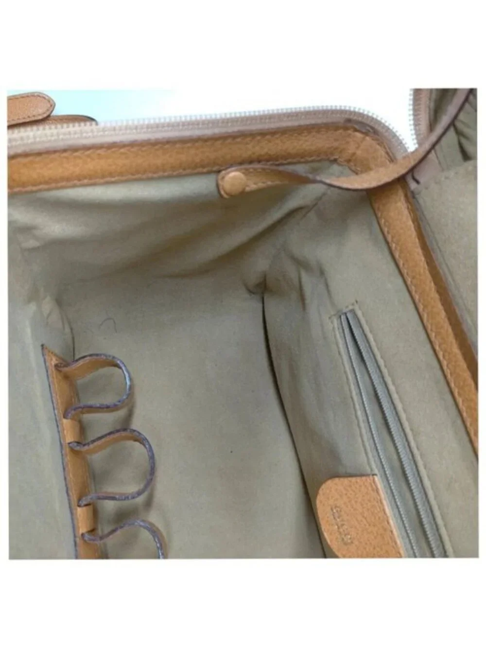 Authentic Vintage Gucci Bamboo Handle Gold Leather Vanity Case Shoulder Bag